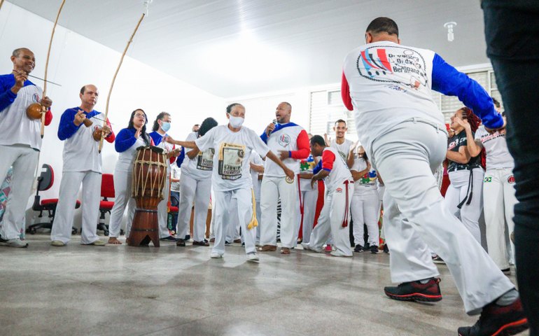 Alunos do Projeto Ginga Capoeira se apresentam na 6ª edição do Vamos Subir a Serra