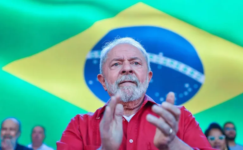 Preço da gasolina chega a R$ 8,40 no primeiro dia do governo Lula