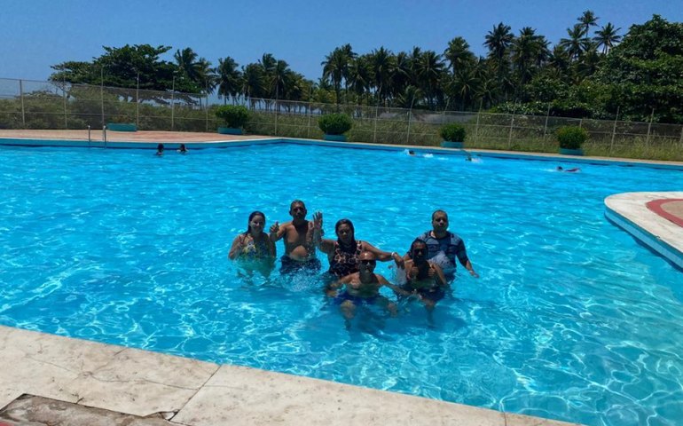 Caps Sadi Carvalho proporciona atividade terapêutica e de lazer aos usuários no Sesc Guaxuma