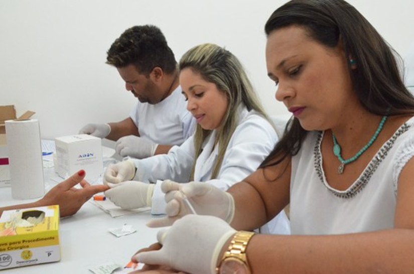 Coruripe: Unidade de Saúde Vassouras realiza ação contra as DSTs/AIDS