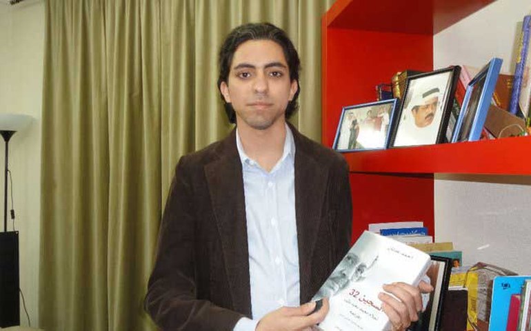 Canadá defende libertação de blogueiro saudita condenado a mil chicotadas