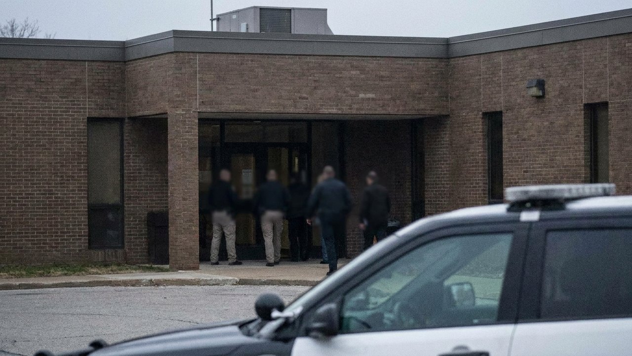 Seis adolescentes apreendidos suspeitos de morte de menina de 13 anos