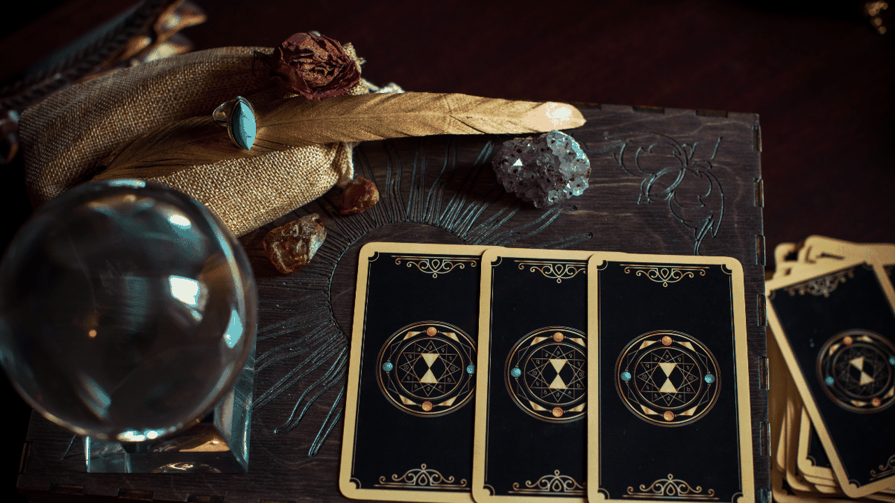 Tarot semanal: previsão para os signos de 12 a 18 de outubro de 2026