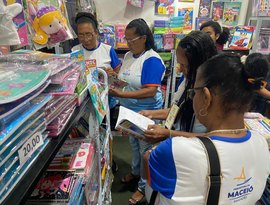 Alunos da EJAI Maceió vivem experiência única na 11ª Bienal do Livro de Alagoas
