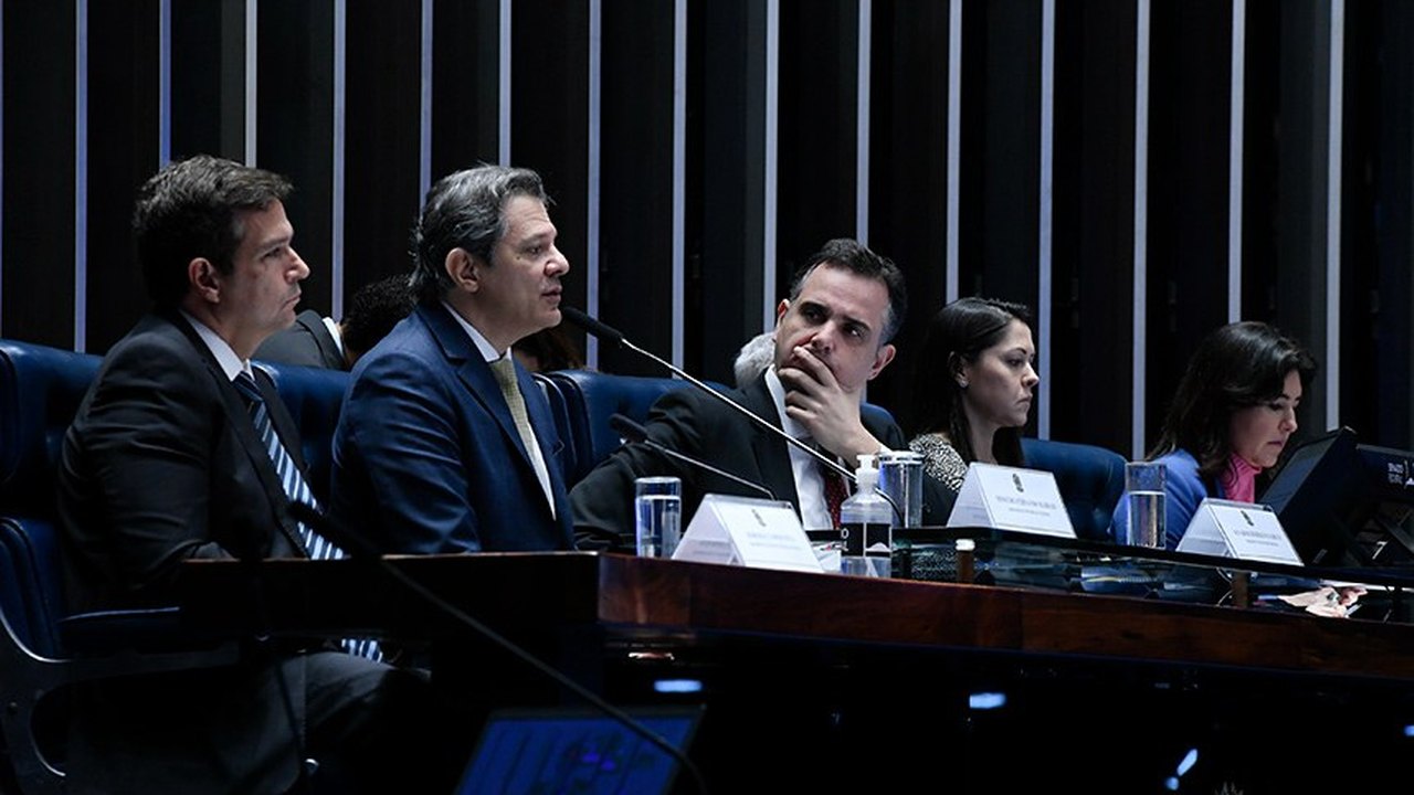 Haddad, Tebet e Campos Neto debatem taxa de juros e ajuste fiscal no Plenário