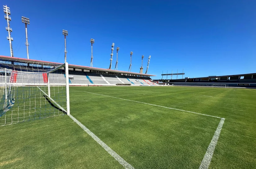 Secretaria de Esportes promove ação de Dia das Crianças para garotada das torcidas organizadas de CRB e CSA