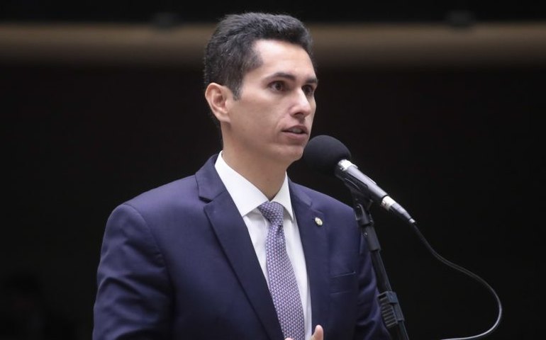 Comissão aprova representação de consumidores-geradores nos conselhos do setor elétrico