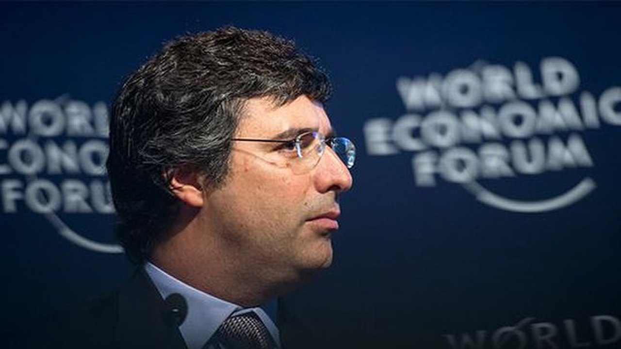 Próximo presidente encontrará país 'arrumadinho', afirma André Esteves