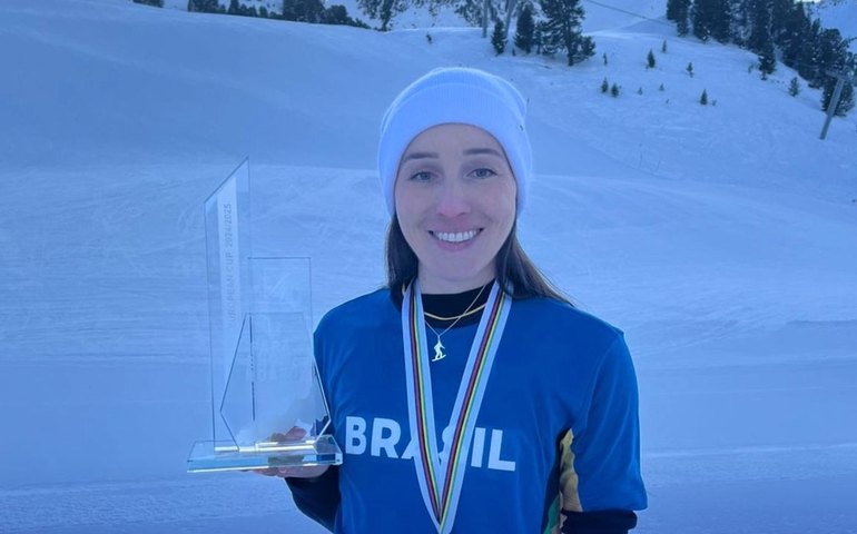 Vanessa Molon é campeã geral da Copa Europeia de snowboard