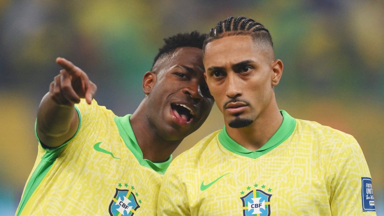 Brasil fica sem representantes no top-10 do Bola de Ouro; confira os brasileiros