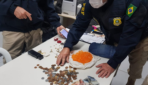 PRF prende suspeitos de furto e tráfico de drogas em Areia Branca