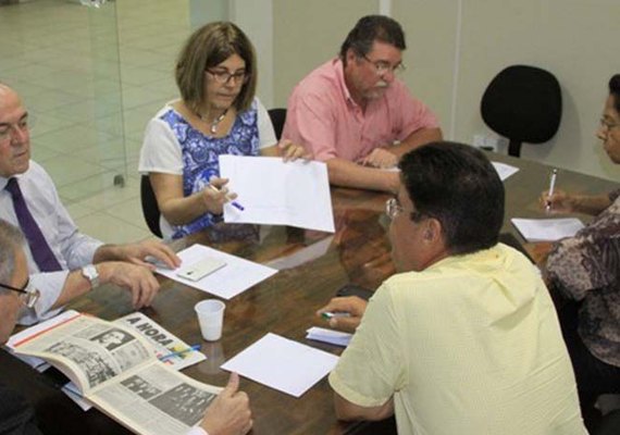 Comissão aprova indicação de Collor para homenagear Fundação Palmares