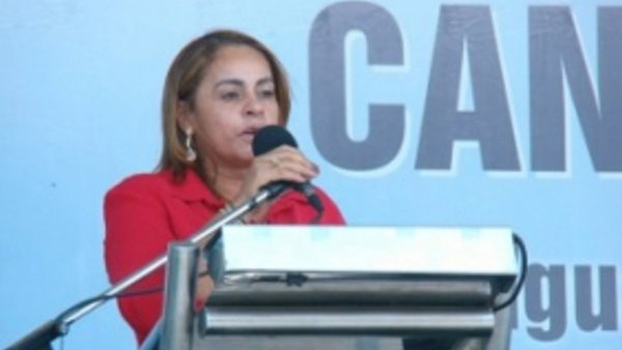 Pleno do TRE mantém prefeita de Água Branca no cargo