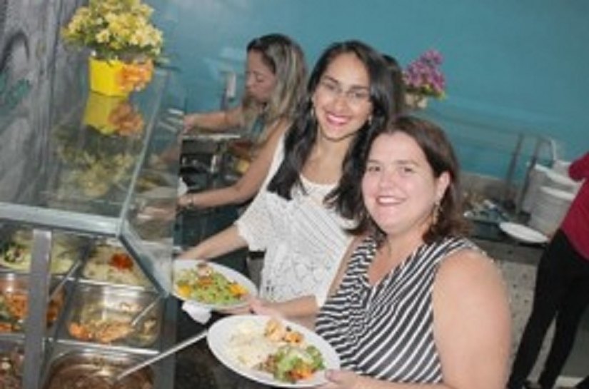 Santa Casa presta homenagem a nutricionistas ao abrir dois restaurantes