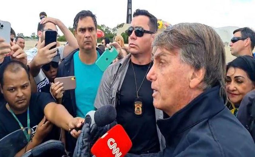 Pergunta para o Sachsida, diz Bolsonaro sobre presidência da Petrobras
