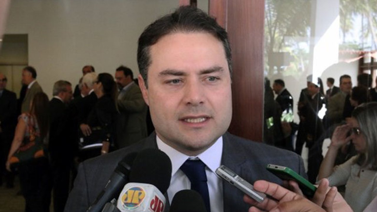 Interlocução de Renan Filho garante desocupação do porto