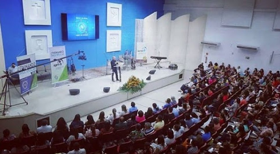 IGREJA QUADRANGULAR