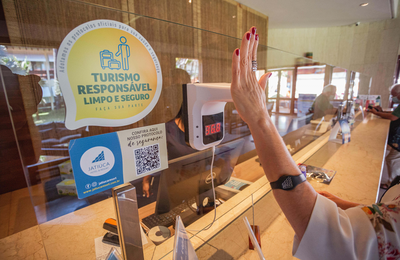 Empresas de Alagoas apostam em protocolos sanitários para proteger profissionais e turistas