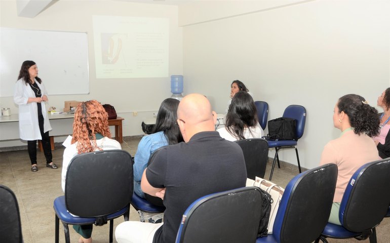 Sesau promove capacitação para uso de tecnologia assistiva em pacientes com hanseníase