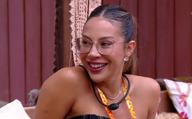 Renata não descarta romance com Maike após BBB 25: 'Lá fora a vida é diferente'