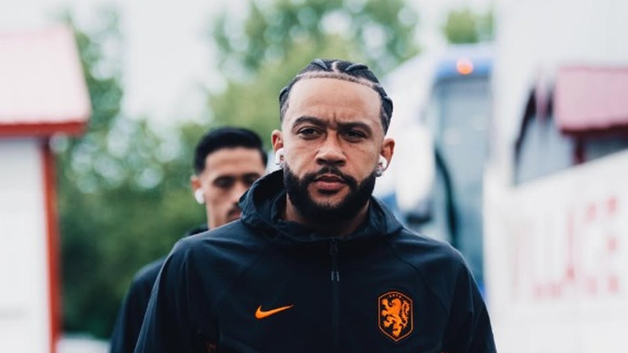 Além de Memphis: 10 estrelas do futebol mundial que estão sem clube