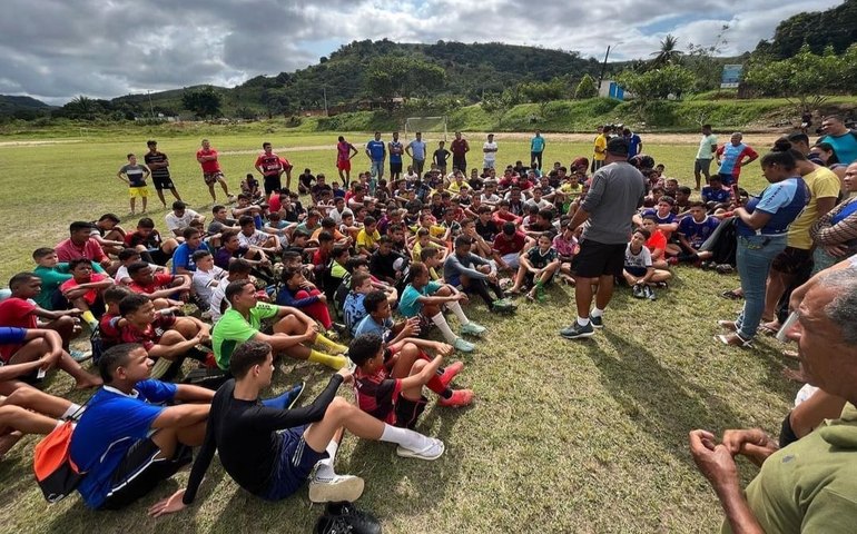 Prefeitura de Novo Lino realiza ‘peneira’ de jovens talentos com presença de observador técnico do Bahia