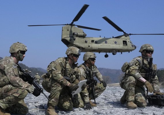 Coreia do Sul e EUA iniciam exercícios militares conjuntos anuais, diz mídia