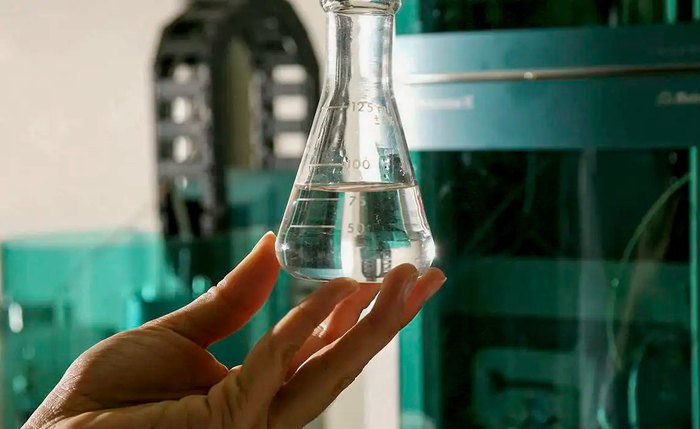 Contaminação de bebidas com metanol em diversos estados