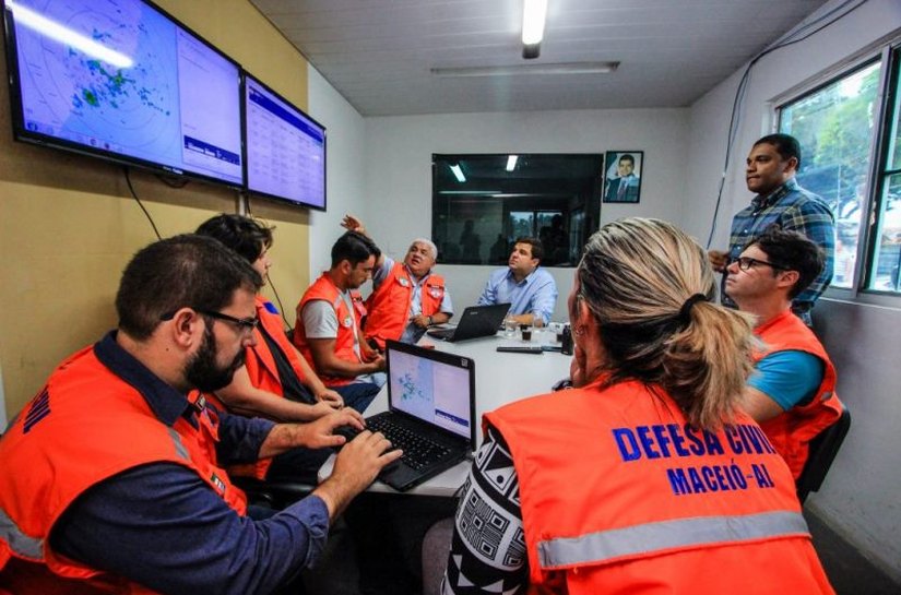 Prefeitura segue de prontidão devido às chuvas caídas em Maceió