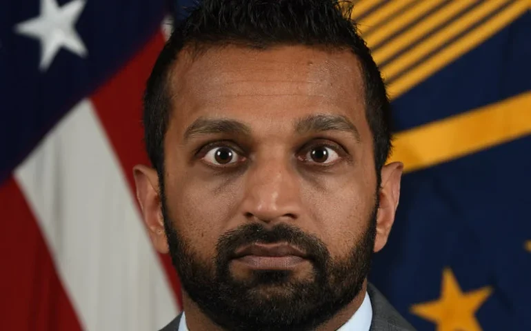 FBI prende juíza acusada de obstruir operação para deter imigrante nos EUA