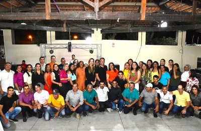 Prefeito Theobaldo Cintra promove comemoração pela passagem do dia dos agentes comunitários de saúde e de endemias