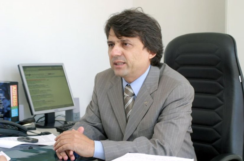 Justiça bloqueia R$ 61 mil de presidente da Assembleia Legislativa de Alagoas