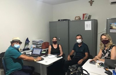 Educação de Anadia inicia estudo financeiro para reajuste salarial do magistério