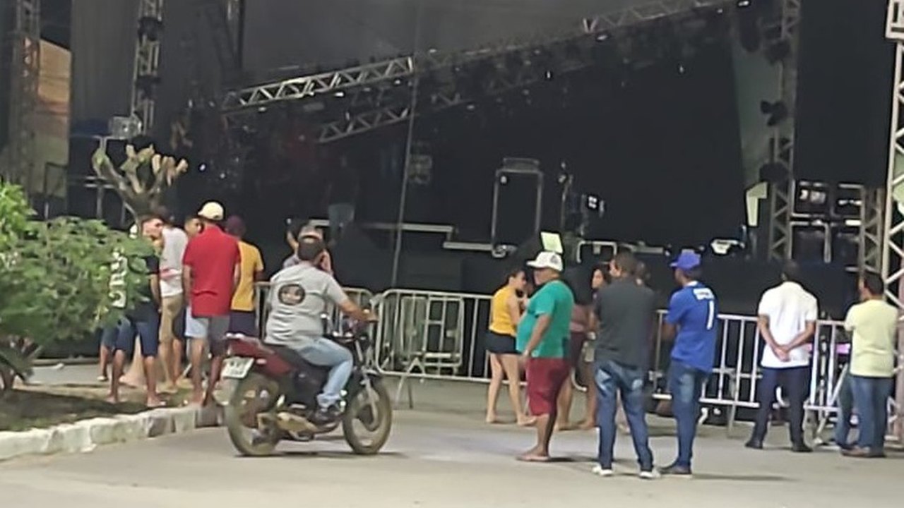 Com problemas no palco, show de Bell Marques em Major Izidoro é cancelado