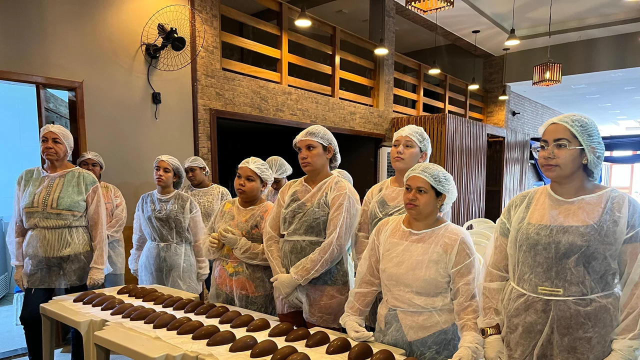 Assistência Social de Santana do Mundaú oferta tradicional curso de Ovos de Páscoa