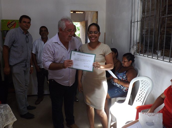 Secretário de Agricultura participa do fim de curso na zona rural de Penedo