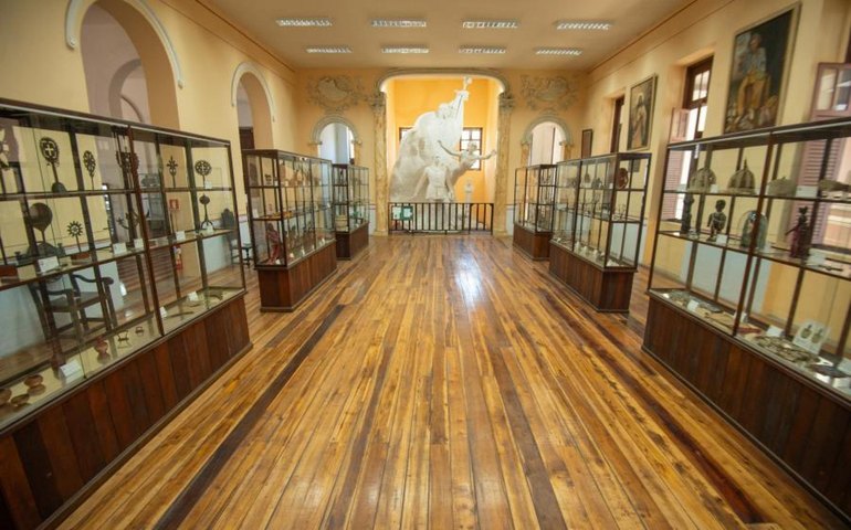 Coleção Perseverança: reconhecimento nacional e o perdão do Estado