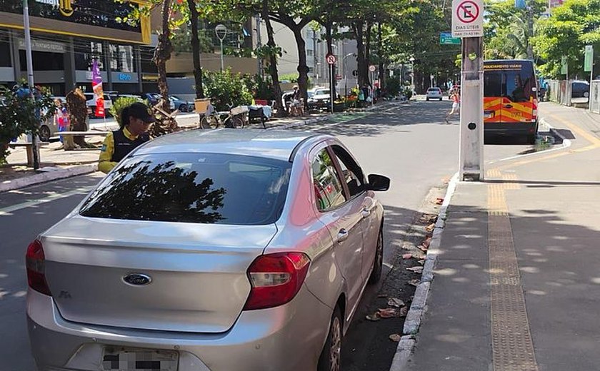 Estacionar na Avenida Sandoval Arroxelas será proibido a partir de segunda-feira (29)