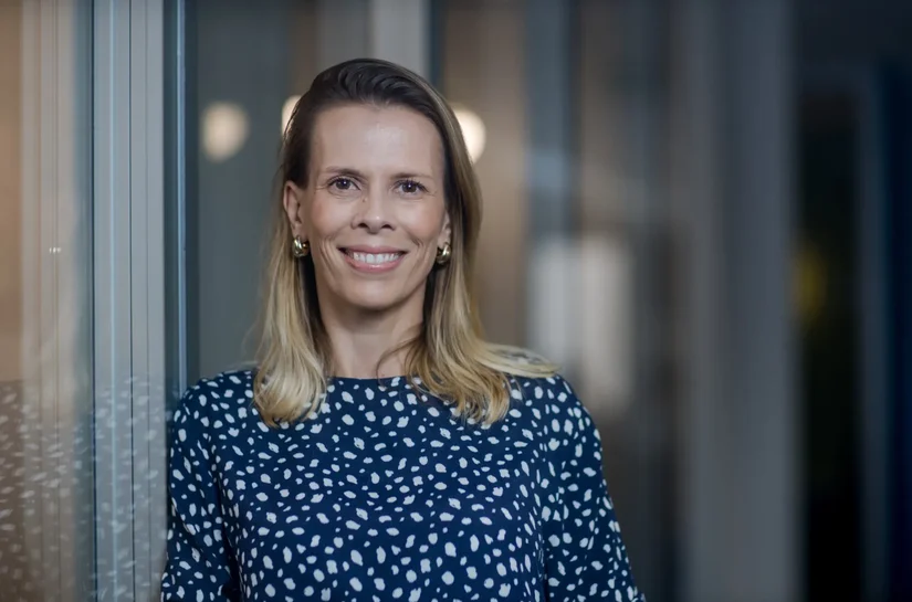 Economizar dinheiro é a principal meta do brasileiro em 2026. Veja 15 dicas de especialista para alcançá-la