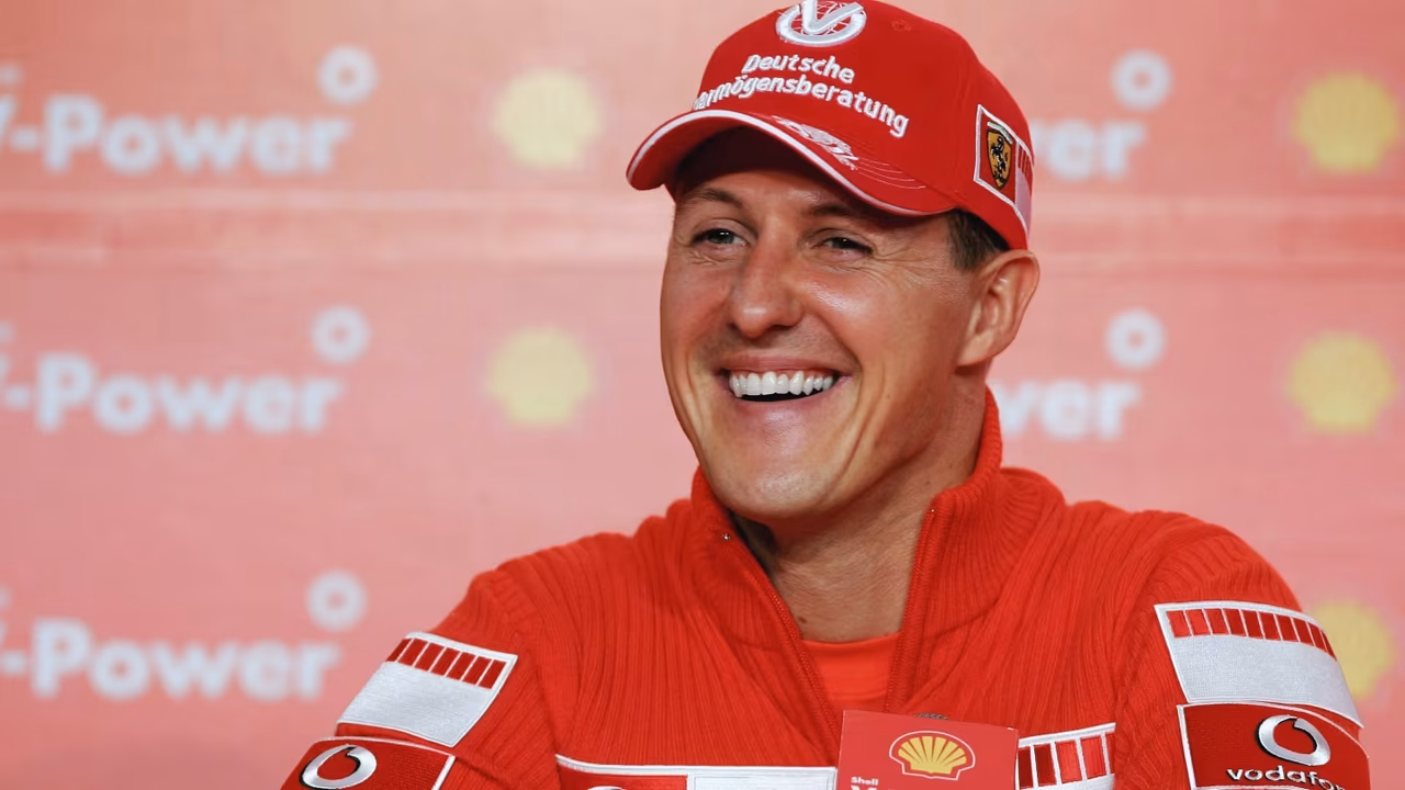 Ferrari apresenta pintura especial inspirada em Michael Schumacher para o GP da Itália