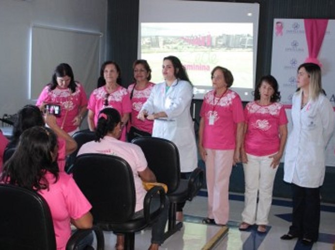 Projeto Mama fecha Outubro Rosa alertando para a campanha Acesso Já!