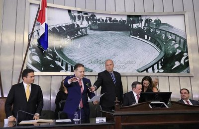 Renan Filho toma posse e promete segundo mandato melhor do que o primeiro