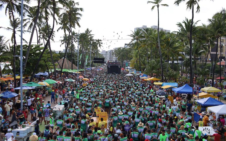Governador Paulo Dantas anuncia apoio ao Carnaval de Alagoas nesta terça-feira (18)