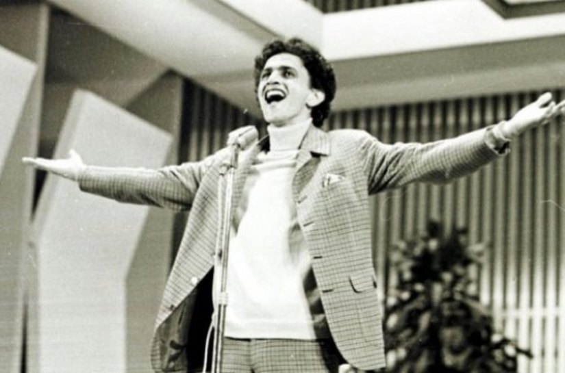 Festivais da música nacional são relembrados no programa Aplauso