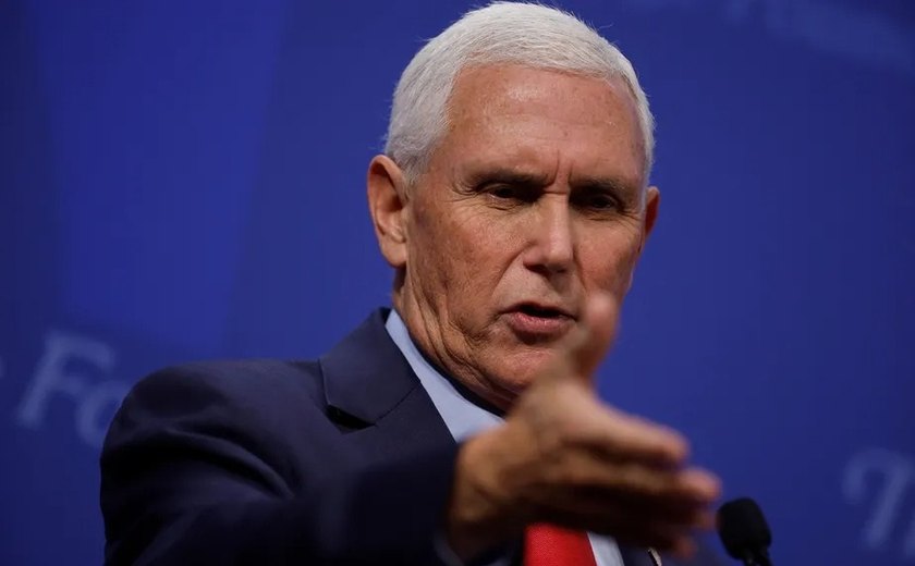 Ex-vice-presidente dos EUA Mike Pence suspende candidatura à Casa Branca