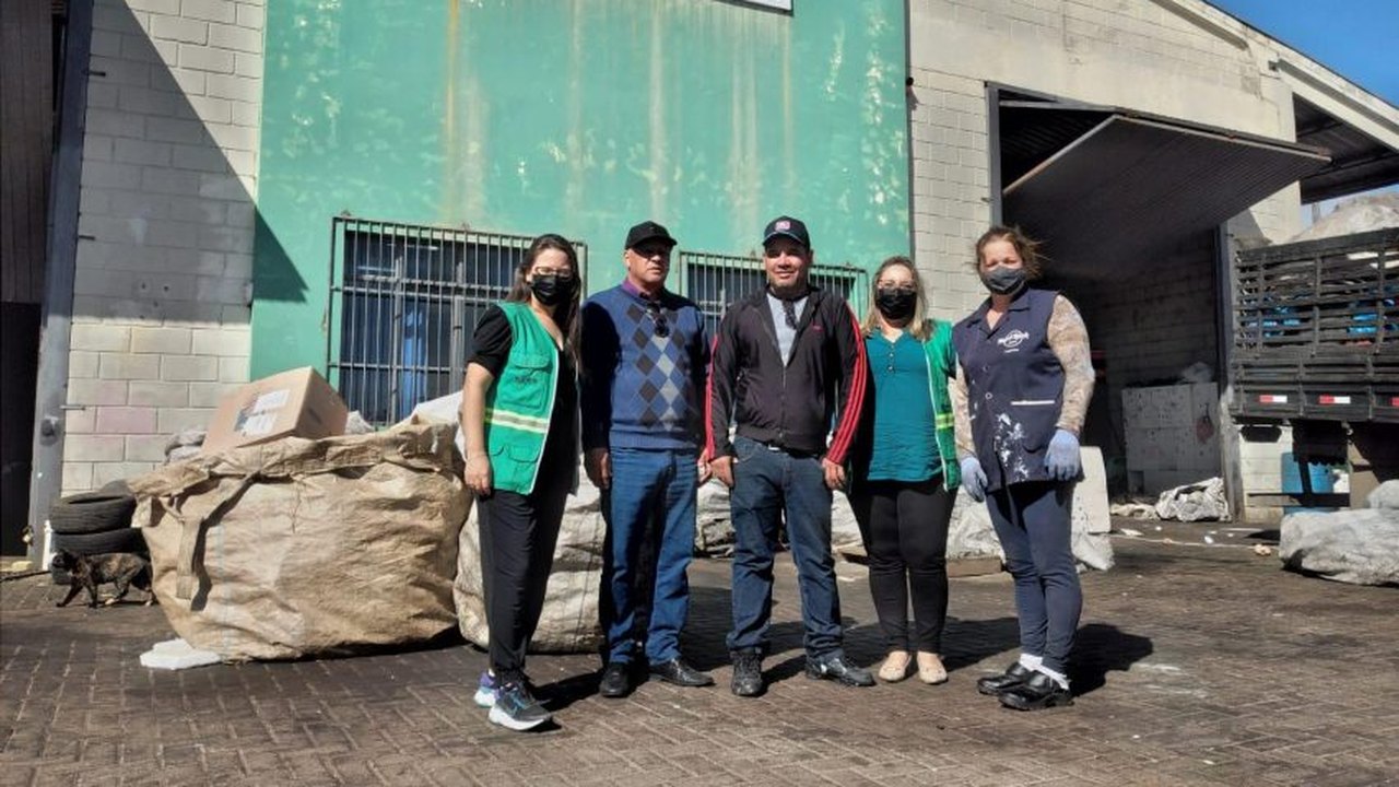 Comitiva encerra viagem para conhecer práticas que irão aperfeiçoar a limpeza urbana de Maceió