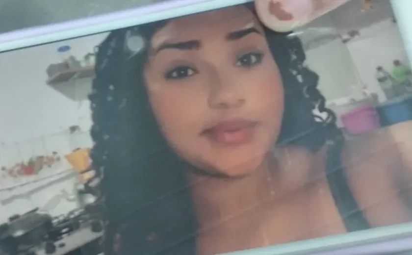 Adolescente de 13 anos é assassinada na parte alta de Maceió; jovem de 17 anos fica ferido