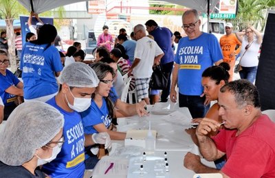 Sesau realiza ação para conscientizar motociclistas de Maceió