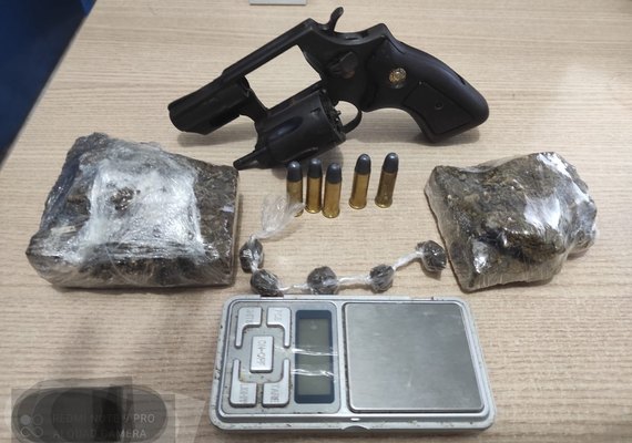 Homem é autuado por tráfico e porte ilegal de arma de fogo em Rio Largo
