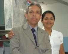 Pastor Paulo César Sales de Santana e sua esposa